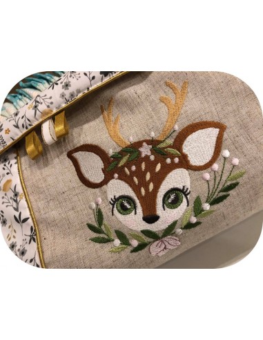 machine embroidery design fawn with star and  flowers