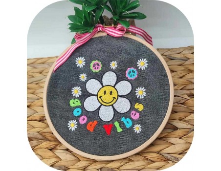 machine embroidery design  good vibes smiley daisy