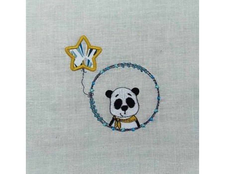 Motif de broderie machine panda garçon avec son ballon étoile en appliqué