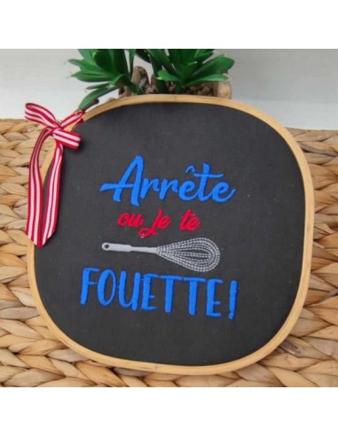 Motif de broderie machine  texte humour fouet