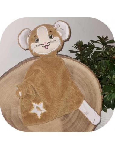 Motif de broderie machine  tête doudou hamster ITH