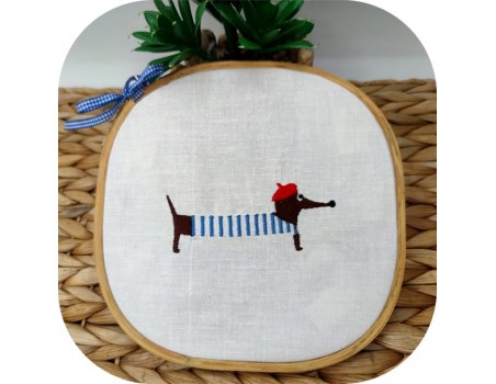 machine embroidery design marine dachshund