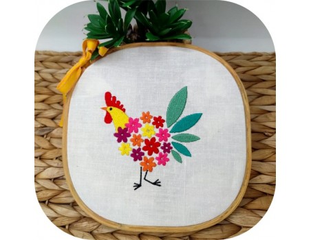 Motif de broderie machine poule fleurs