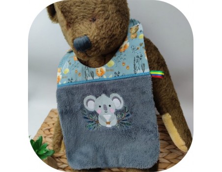 Motif de broderie machine  koala sur sa branche